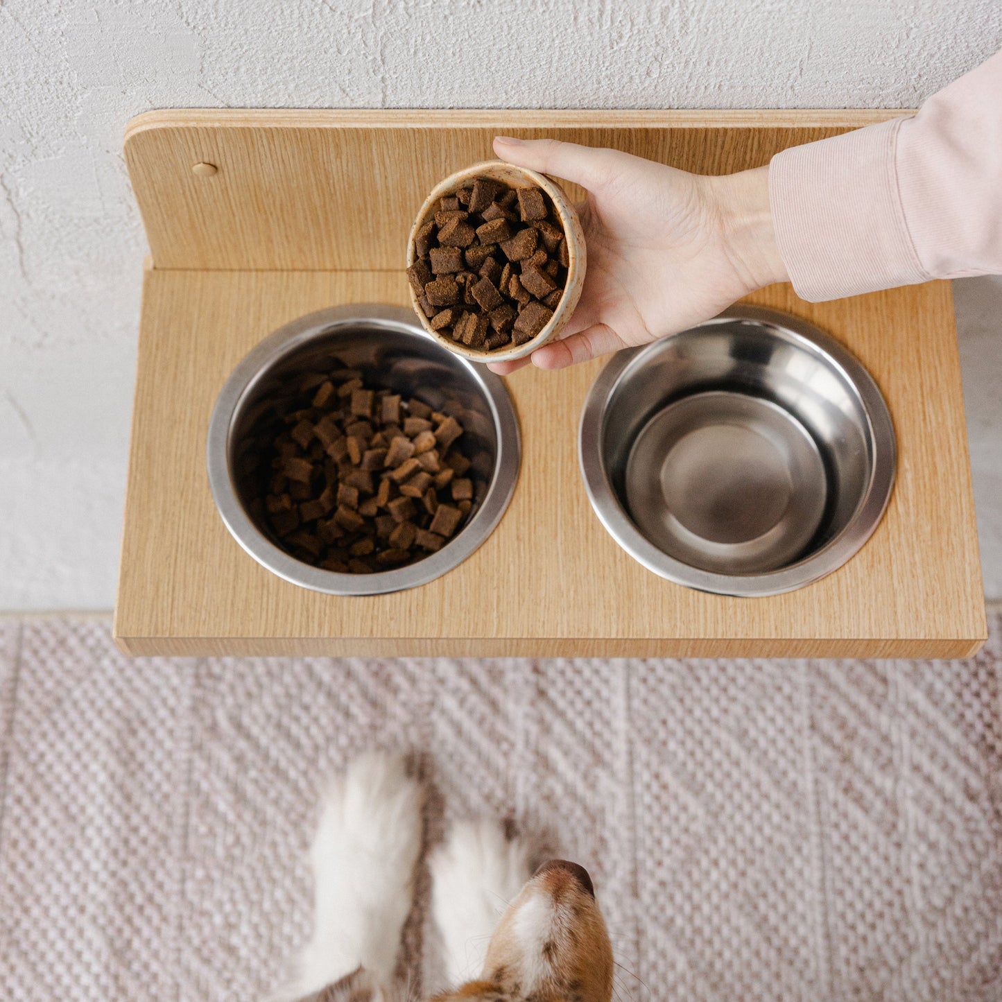 Hanging wooden dog feeder with wall protection, Floating raised dog bowls