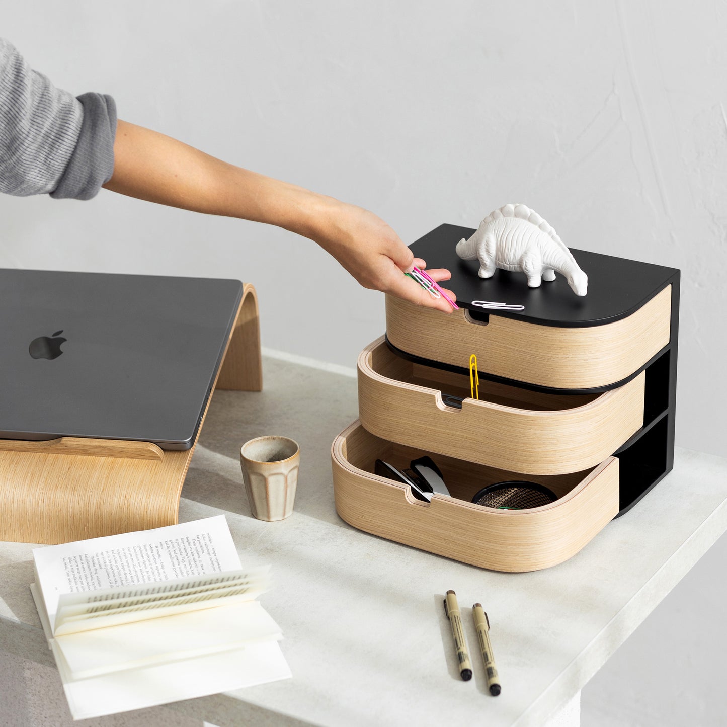 Mounted separate wood drawer box, Desk organization ideas