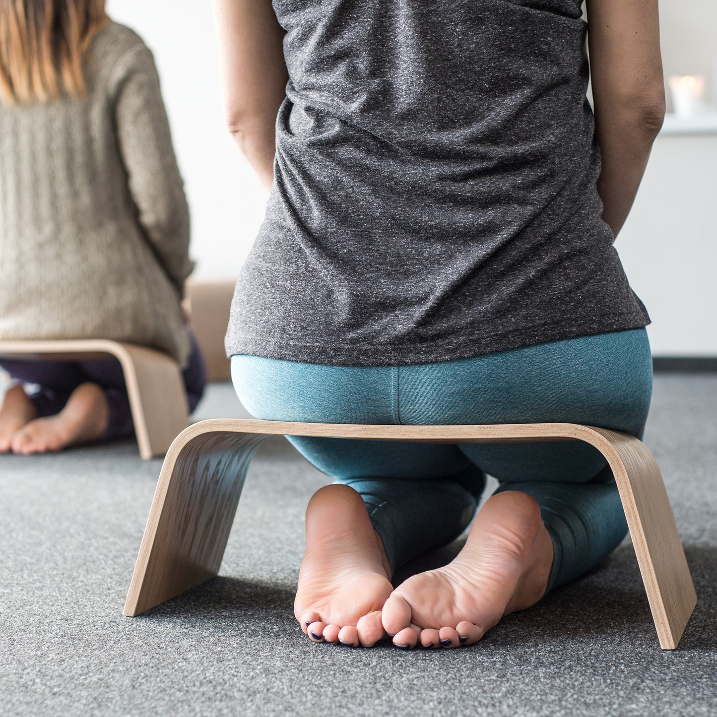 Strong Wooden Bench for Meditation, Seiza, Praying and Healthier Sitting